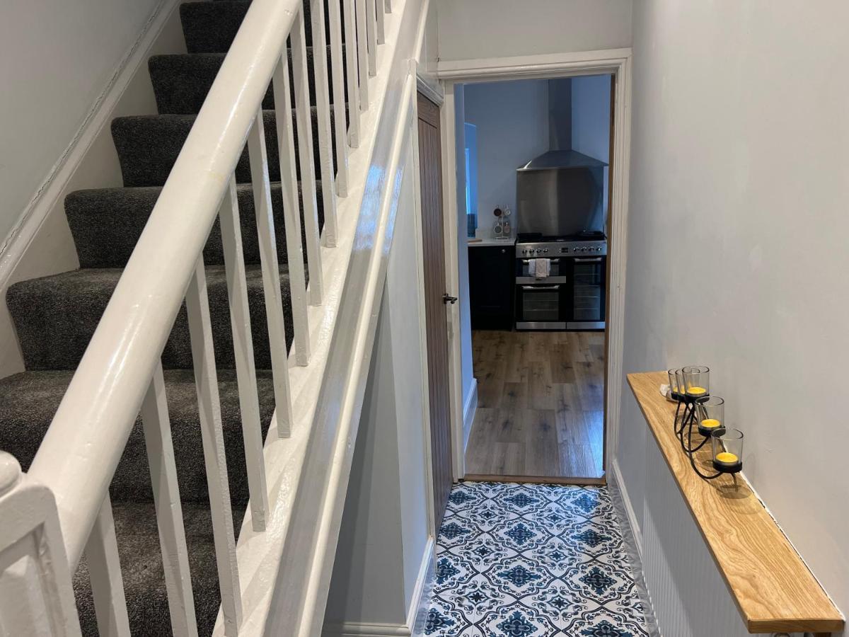 Luxury 2 Bed Apartment Great Location Stoke-on-Trent المظهر الخارجي الصورة