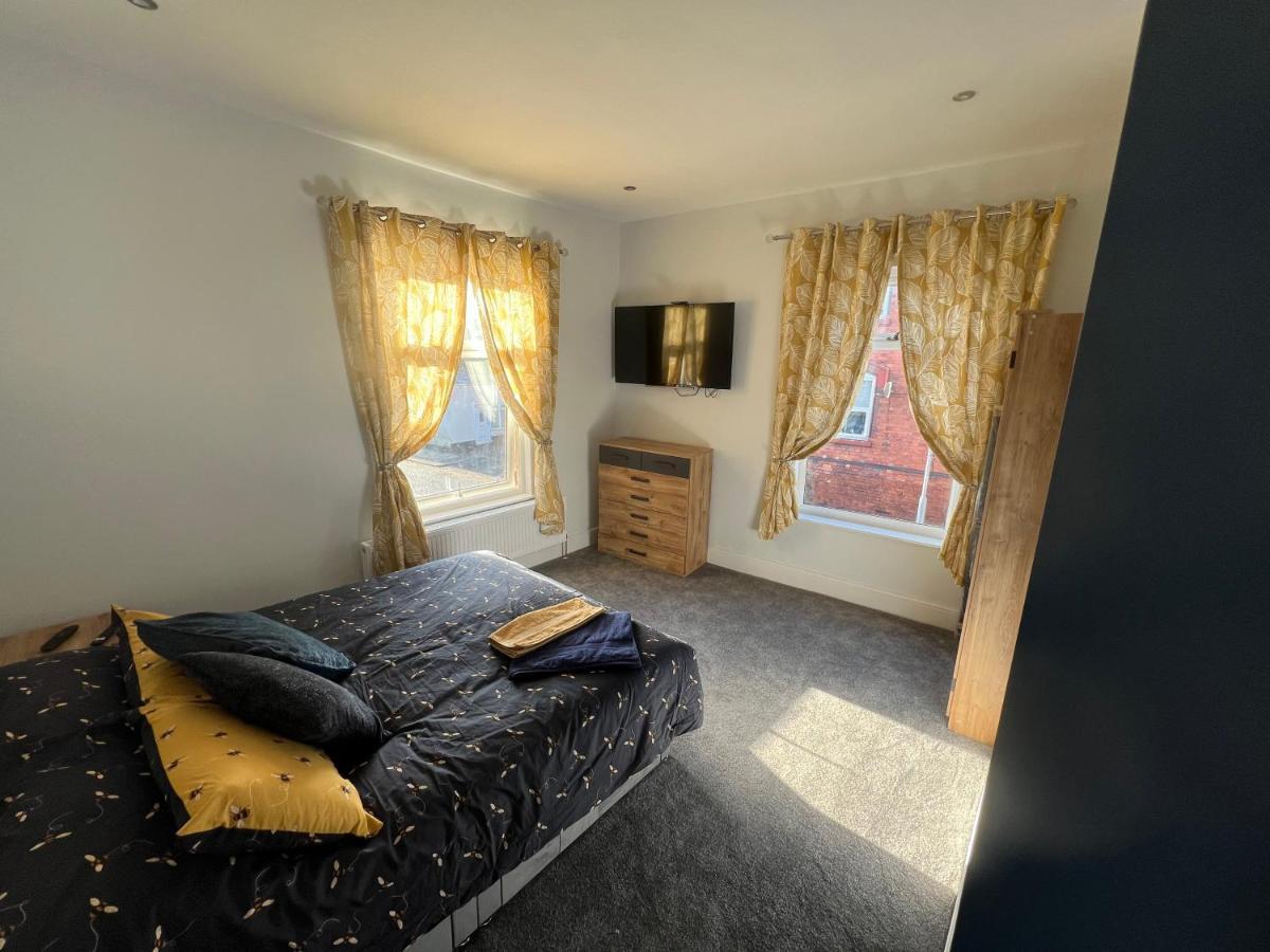 Luxury 2 Bed Apartment Great Location Stoke-on-Trent المظهر الخارجي الصورة
