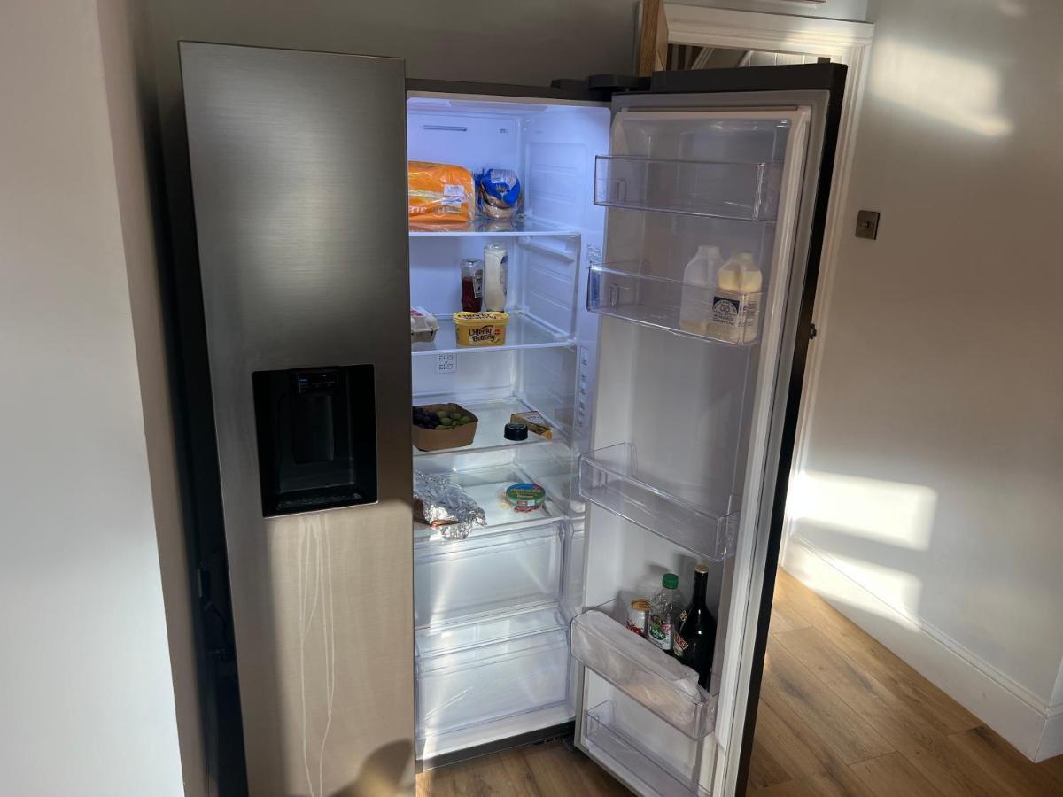 Luxury 2 Bed Apartment Great Location Stoke-on-Trent المظهر الخارجي الصورة